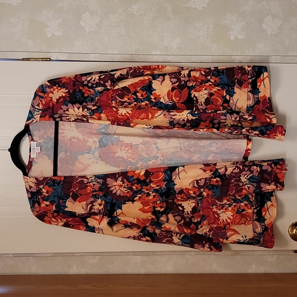 NWOT Lularoe Floral Caroline Cardigan - Medium - Picture 1 of 5